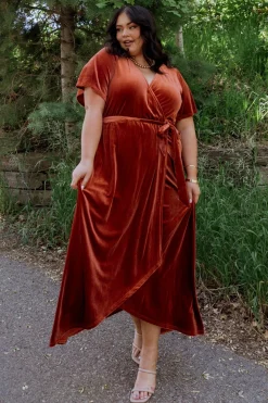 Baltic Born Nadine Velvet Midi Dress |
