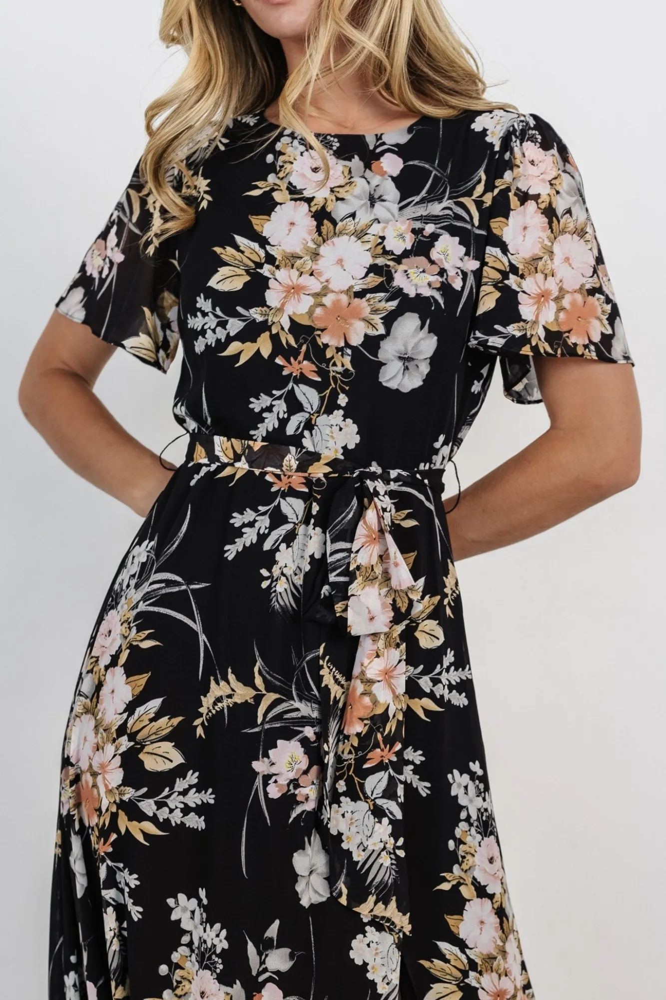 Baltic Born Naomi Short Sleeve Maxi Dress | Black Floral